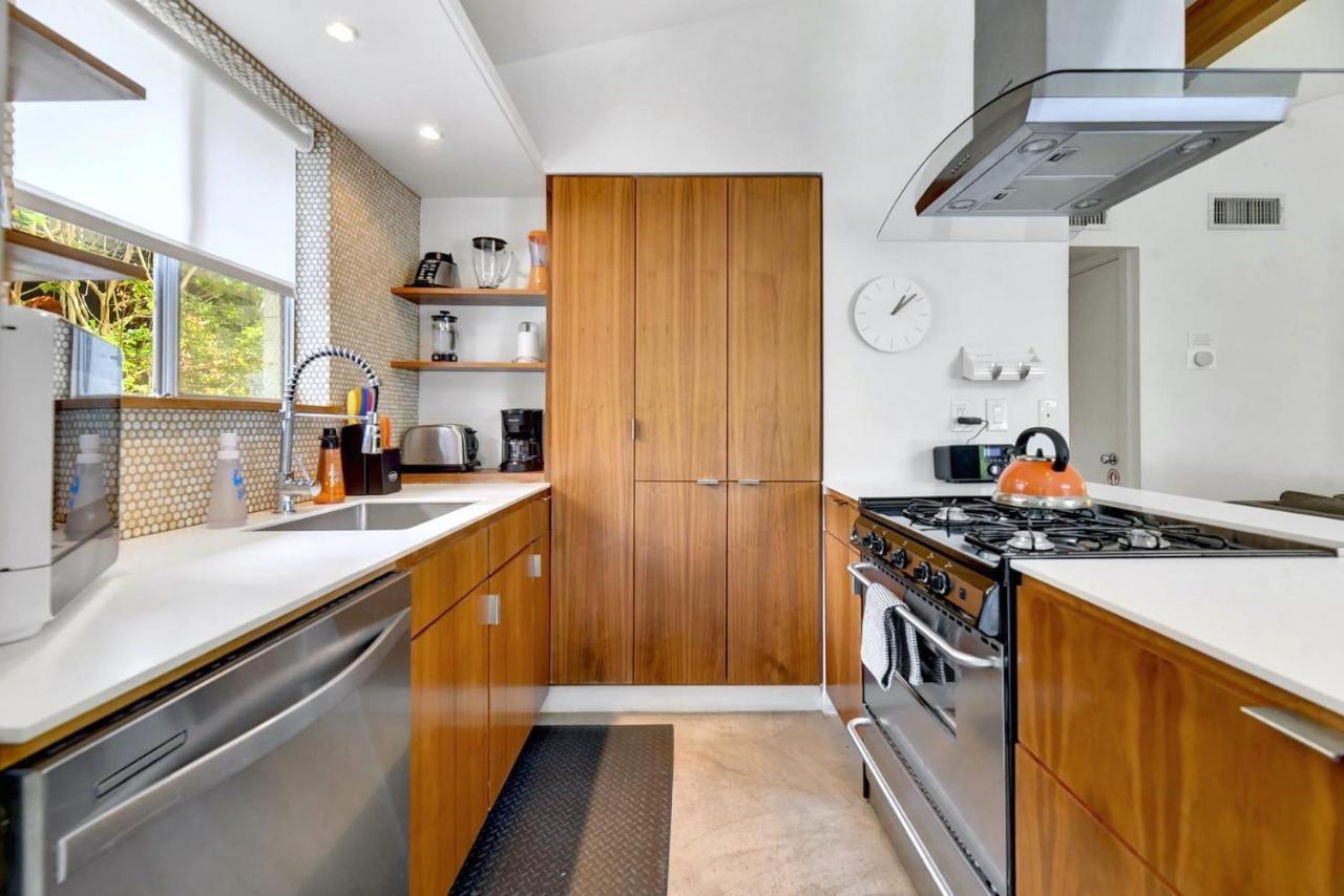 Mid Century Modern Near Soco & Dt By Lodgewell Austin Exterior photo